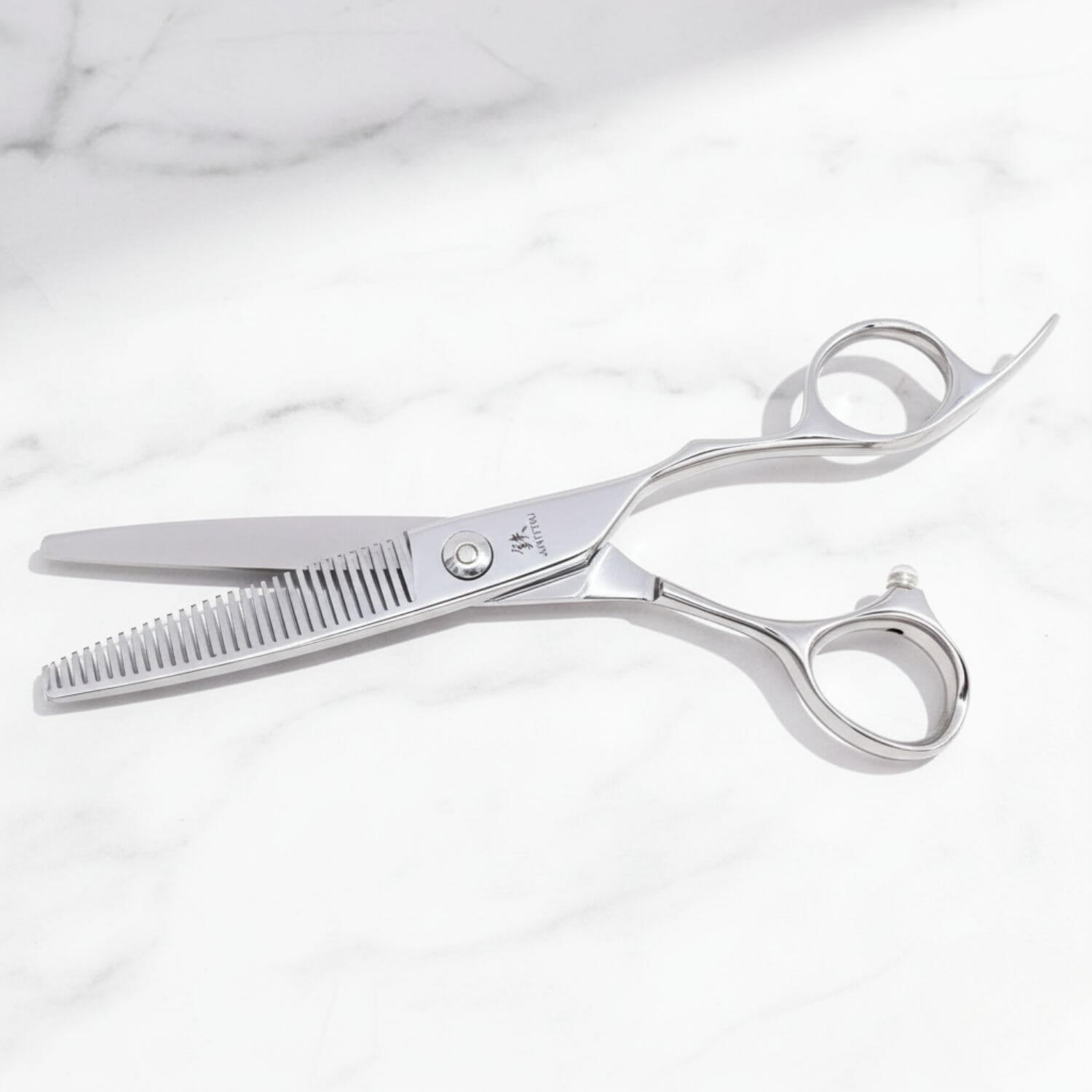 Juntetsu VG10 Offset Thinning Scissors (SKU: JUN-OFF-T60  JUN-OFF-M-4545 SKU: JUN-OFF-S45). 