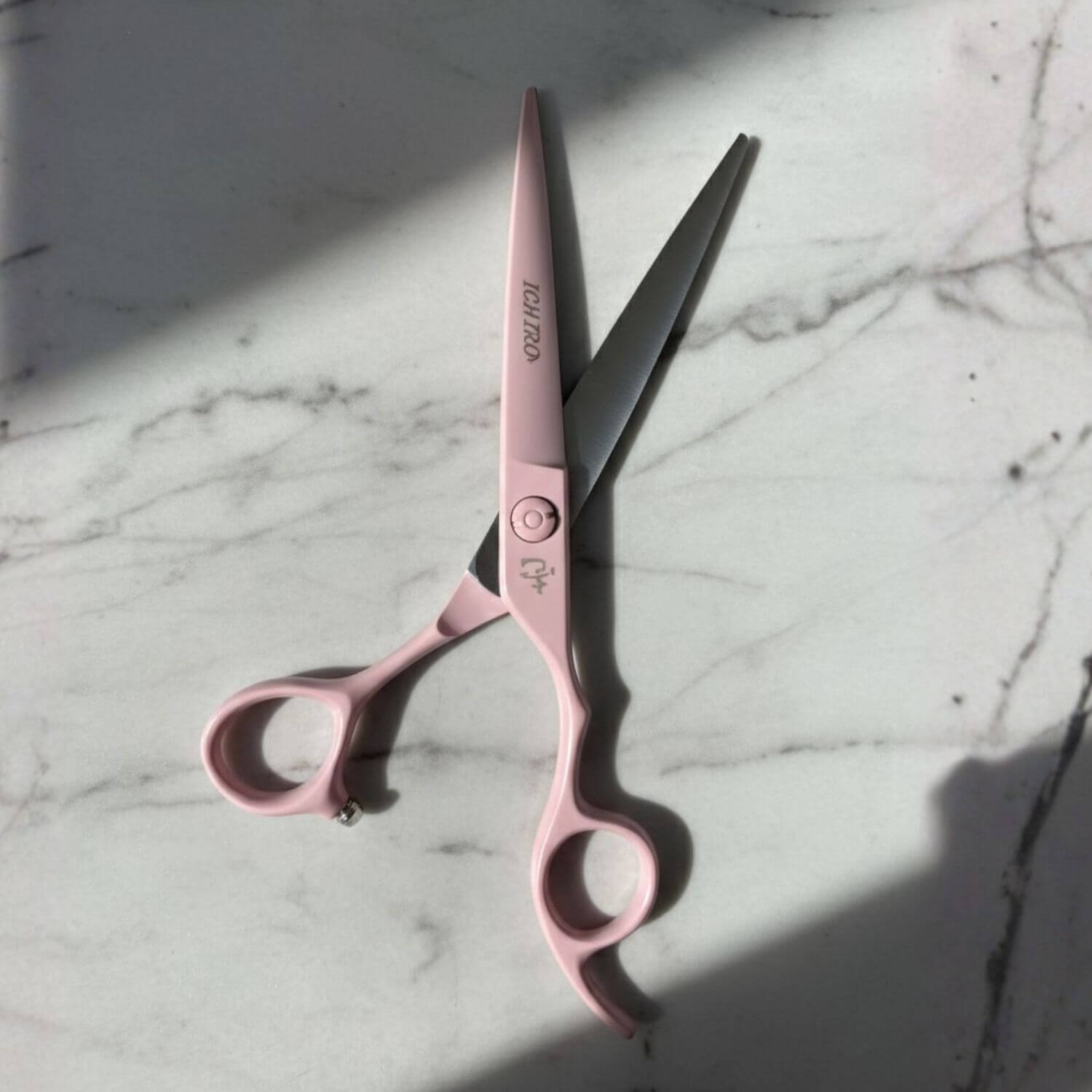 Ichiro Pastel Pink Hair Cutting and Thinning Scissor Set From Japan (SKU: ICH-PNK-S50) 