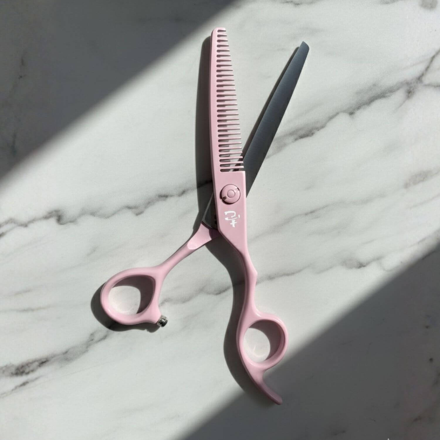 Ichiro Pastel Pink Hair Cutting and Thinning Scissor Set From Japan (SKU: ICH-PNK-S50) 